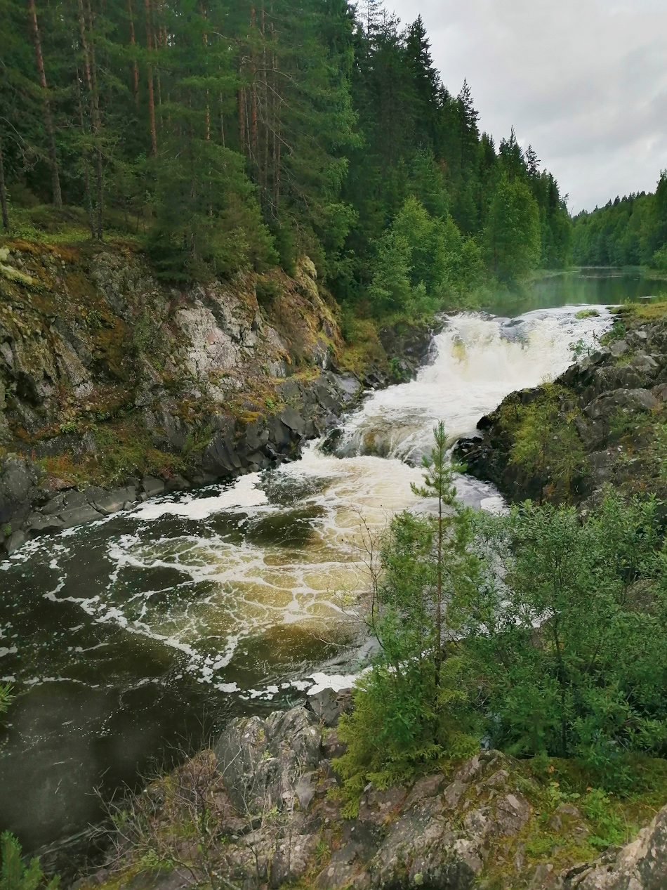Водопад Кивач — две ступени